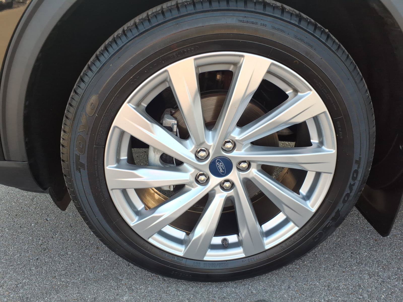 Certified 2021 Ford Escape Titanium w/ Titanium Elite Package AWD/4WD image 9