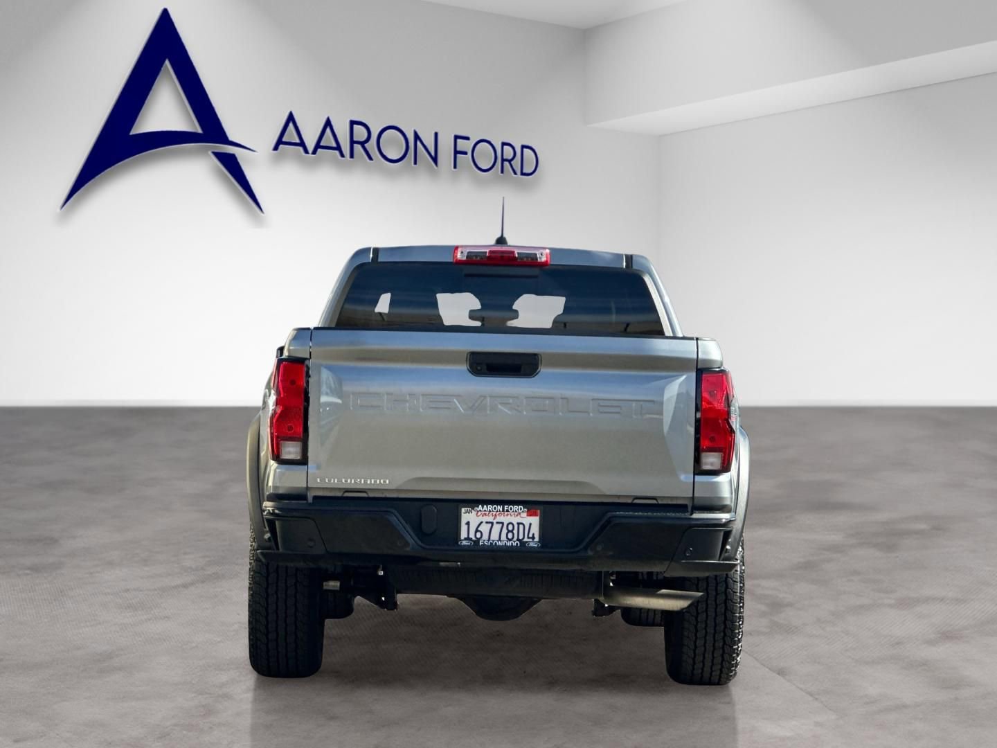 Used 2024 Chevrolet Colorado Trail Boss w/ Safety Package image 4