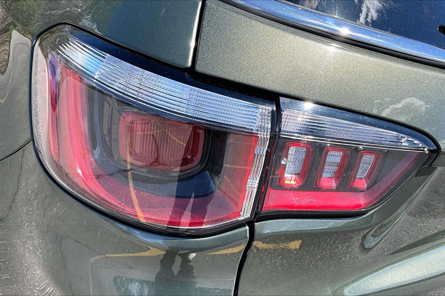 Used 2018 Jeep Compass Latitude AWD/4WD image 28