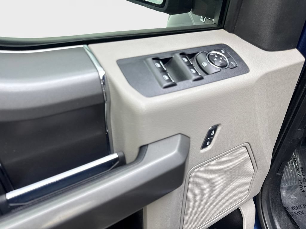 Used 2016 Ford F150 XLT w/ Equipment Group 302A Luxury RWD image 32