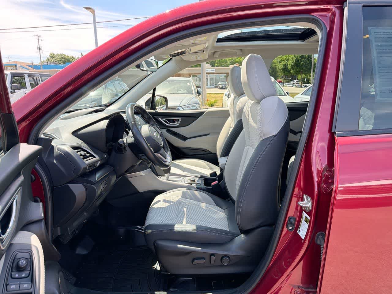 Certified 2021 Subaru Forester Premium AWD/4WD image 21