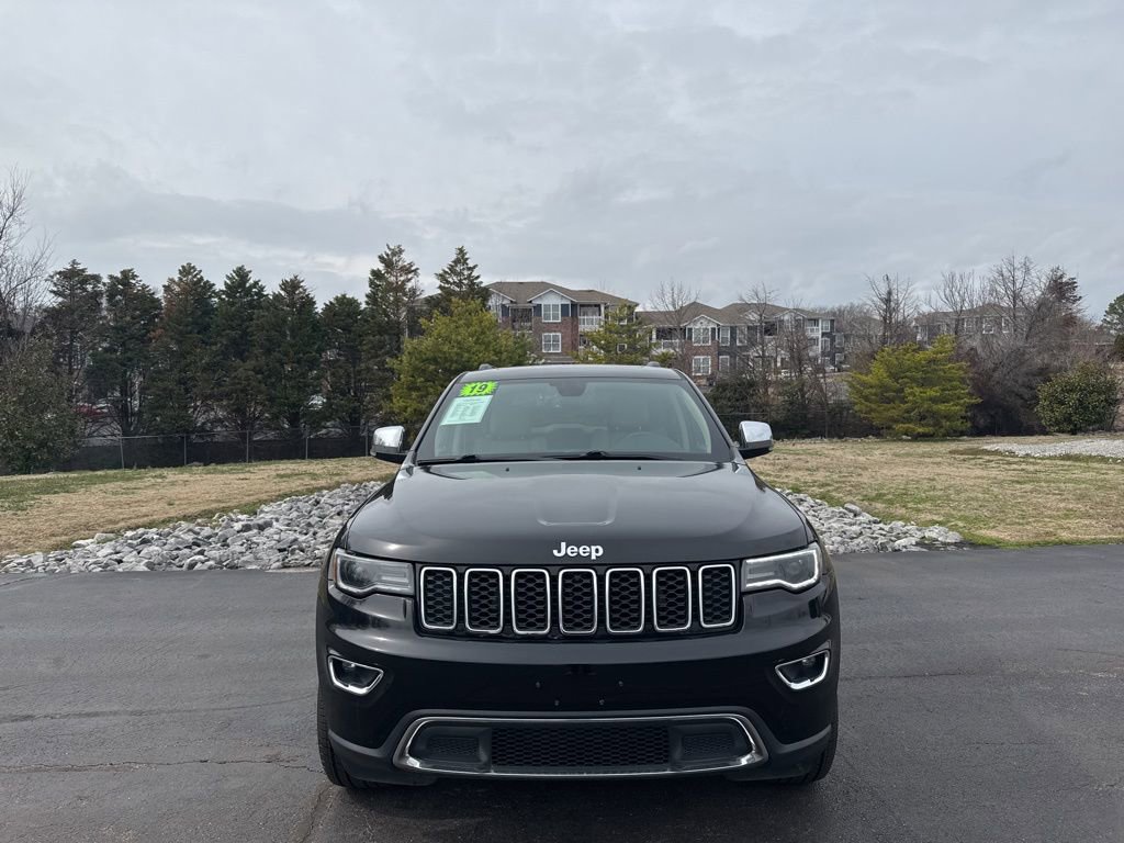 Used 2019 Jeep Grand Cherokee Limited w/ Luxury Group II image 8