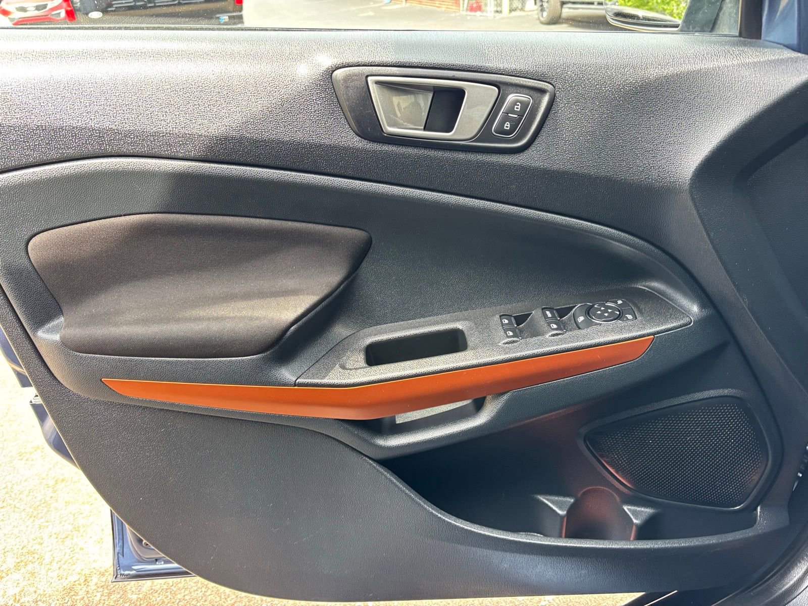Used 2021 Ford EcoSport SE w/ SE Convenience Package FWD image 16