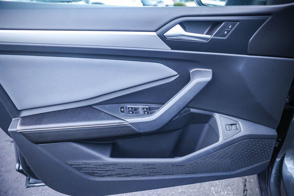 New 2026 Volkswagen Jetta SE image 14