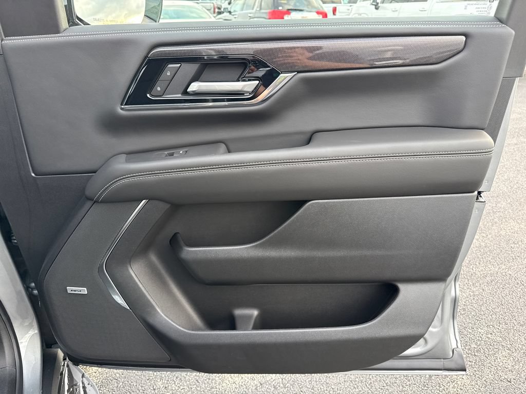 New 2026 GMC Yukon XL Elevation w/ Elevation Premium Package AWD/4WD image 36