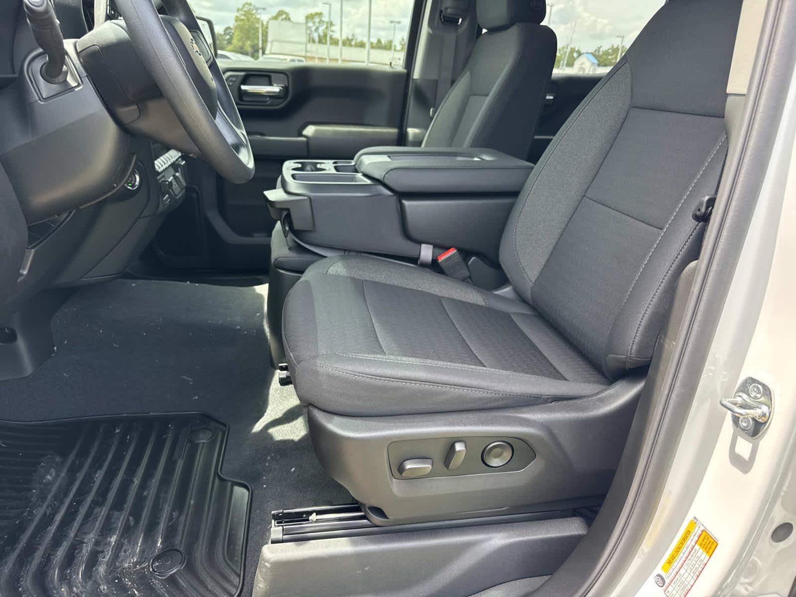 New 2026 Chevrolet Silverado 1500 Custom w/ Turbomax Blackout Package AWD/4WD image 11