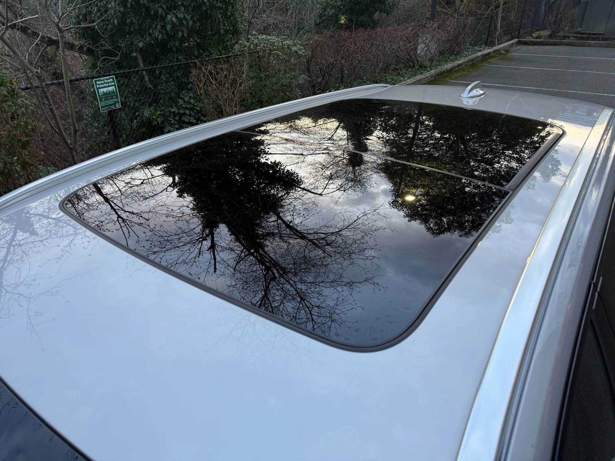 Used 2025 Volvo V60 B5 Cross Country Plus image 9