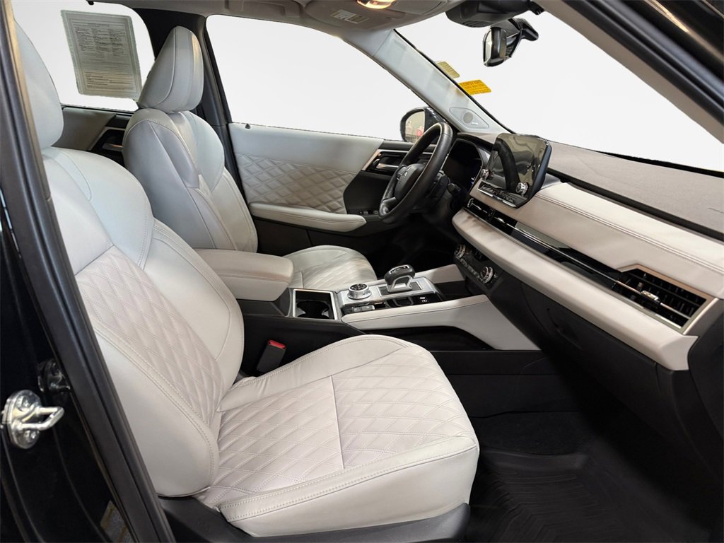 Used 2023 Mitsubishi Outlander SEL image 26