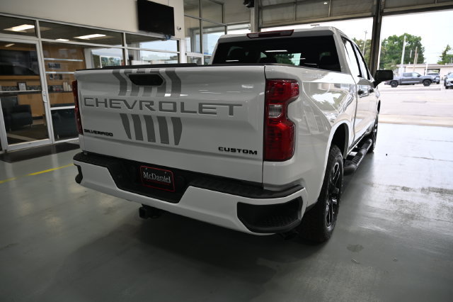 New 2026 Chevrolet Silverado 1500 Custom AWD/4WD image 6