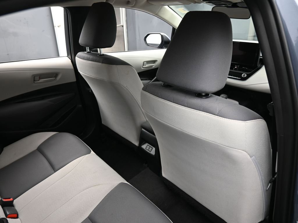 Used 2024 Toyota Corolla LE image 41