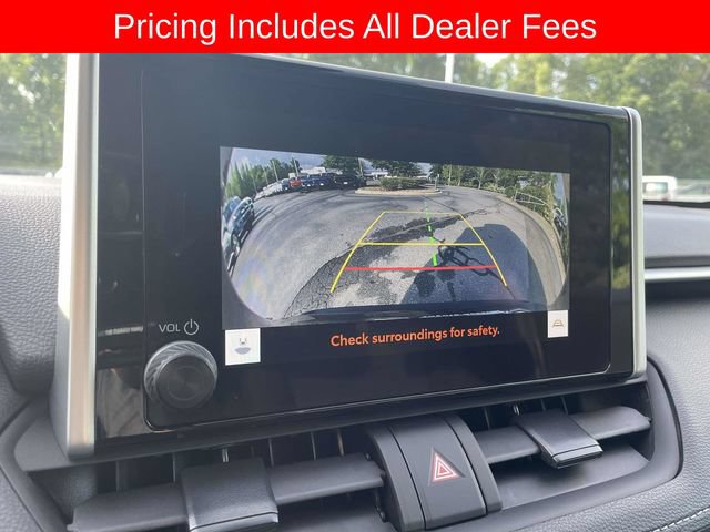 Used 2024 Toyota RAV4 XLE AWD/4WD image 30