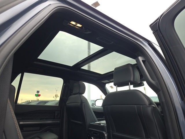 Used 2023 Ford Expedition Max Platinum image 15