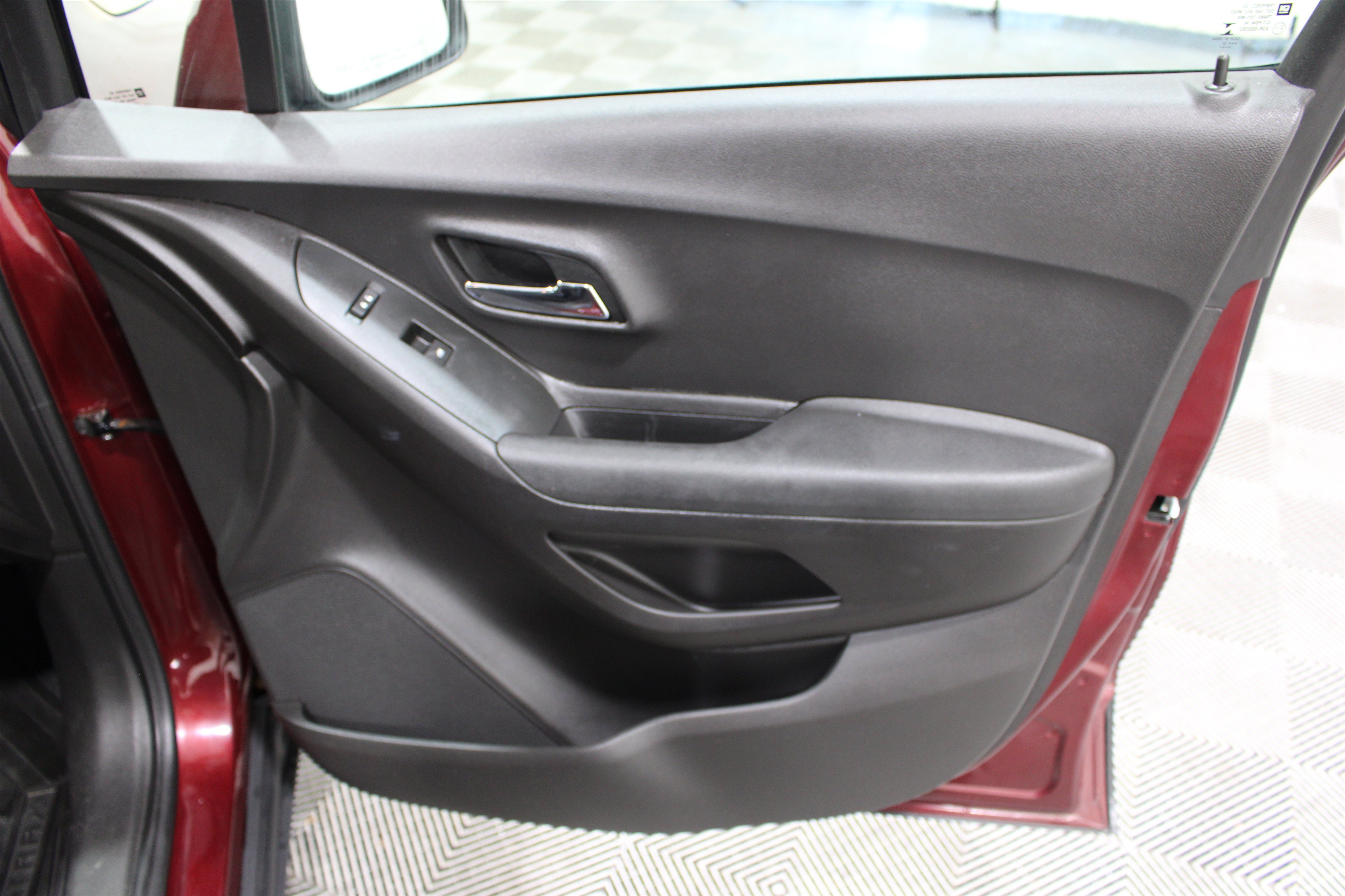 Used 2016 Chevrolet Trax LS FWD image 23