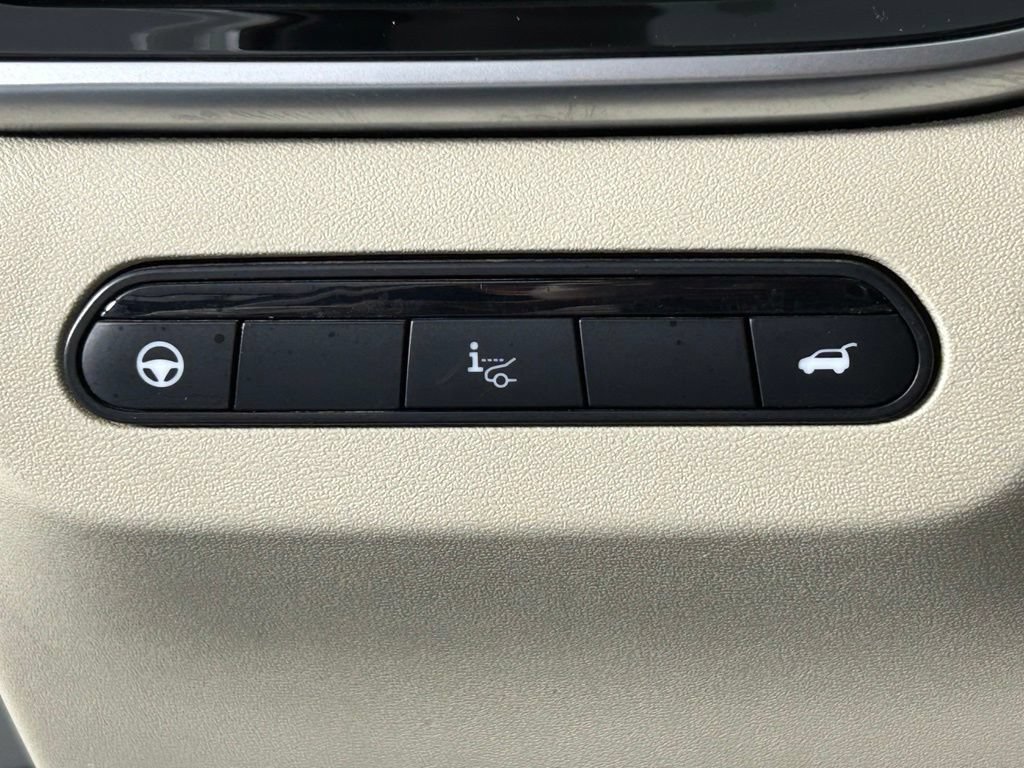 Used 2023 INFINITI QX60 Luxe w/ Vision Package AWD/4WD image 33