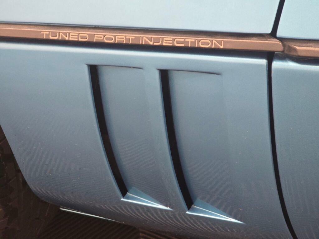 Used 1988 Chevrolet Corvette Convertible image 22