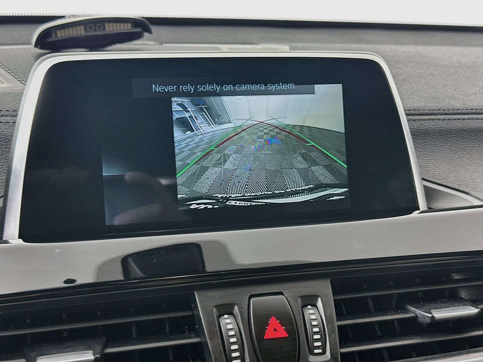 Used 2018 BMW X2 sDrive28i w/ Convenience Package FWD image 14