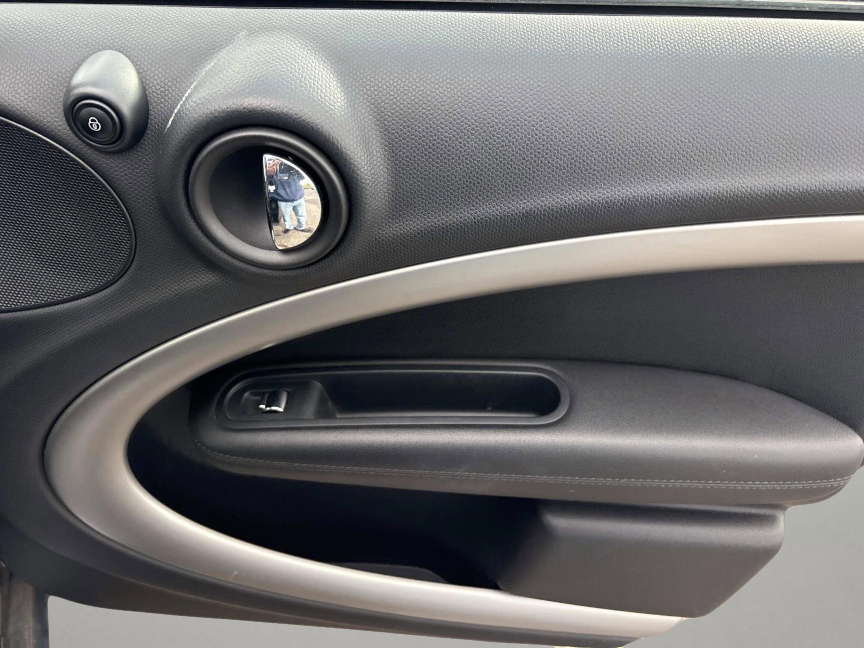 Used 2015 MINI Cooper Countryman image 23