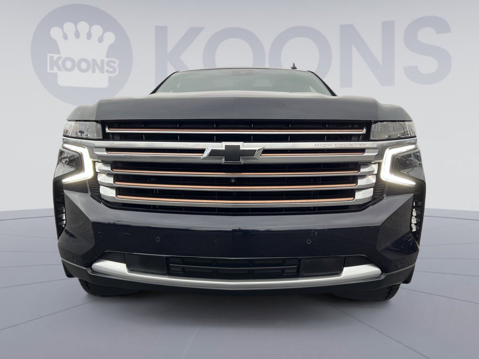 Used 2023 Chevrolet Suburban High Country image 11