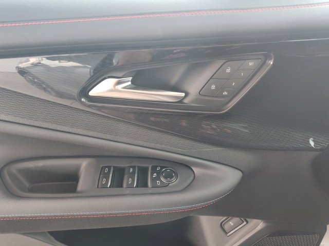 New 2025 Chevrolet Blazer EV RS image 37