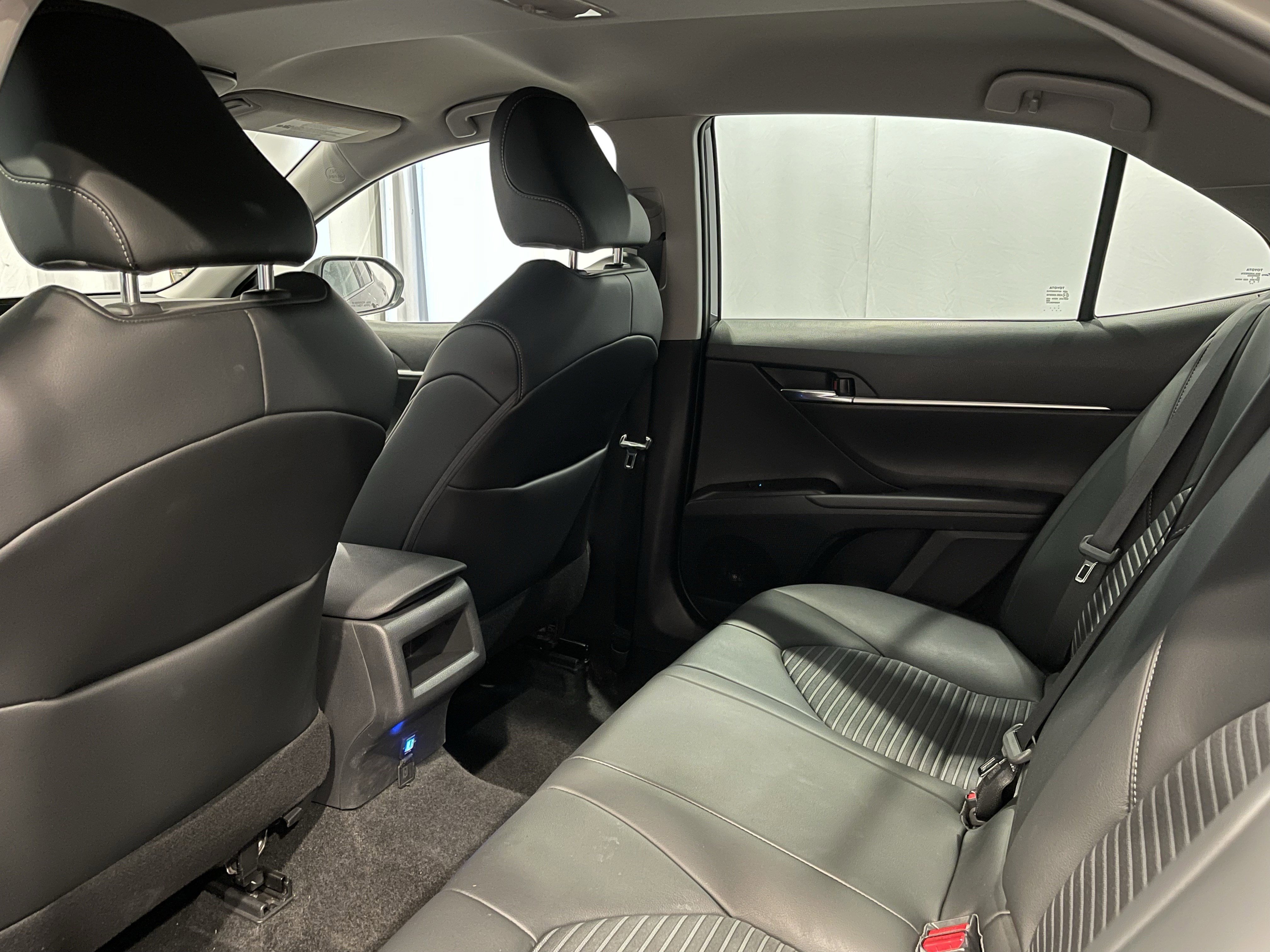 Used 2021 Toyota Camry SE image 19