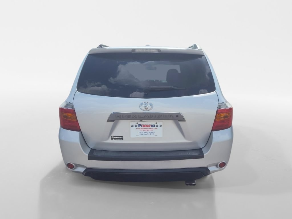 Used 2010 Toyota Highlander Sport w/ Extra Value Pkg 4 FWD image 4