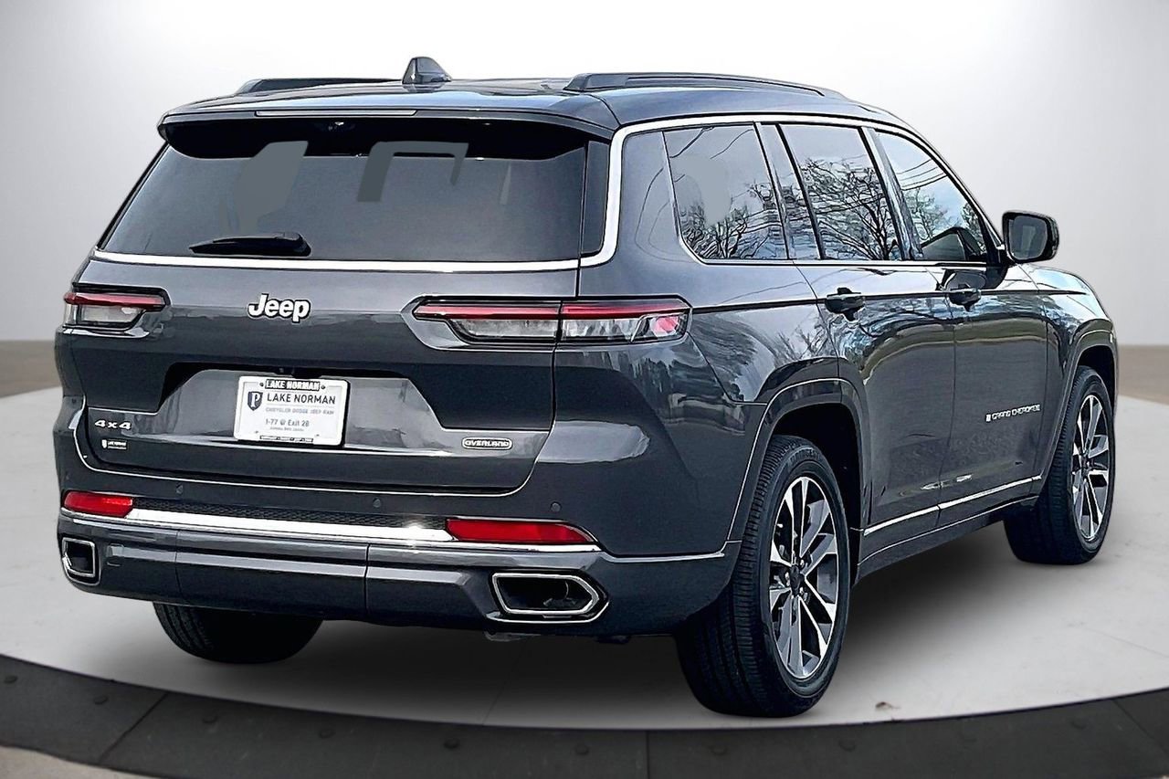 Certified 2024 Jeep Grand Cherokee L Overland w/ Luxury Tech Group IV image 9
