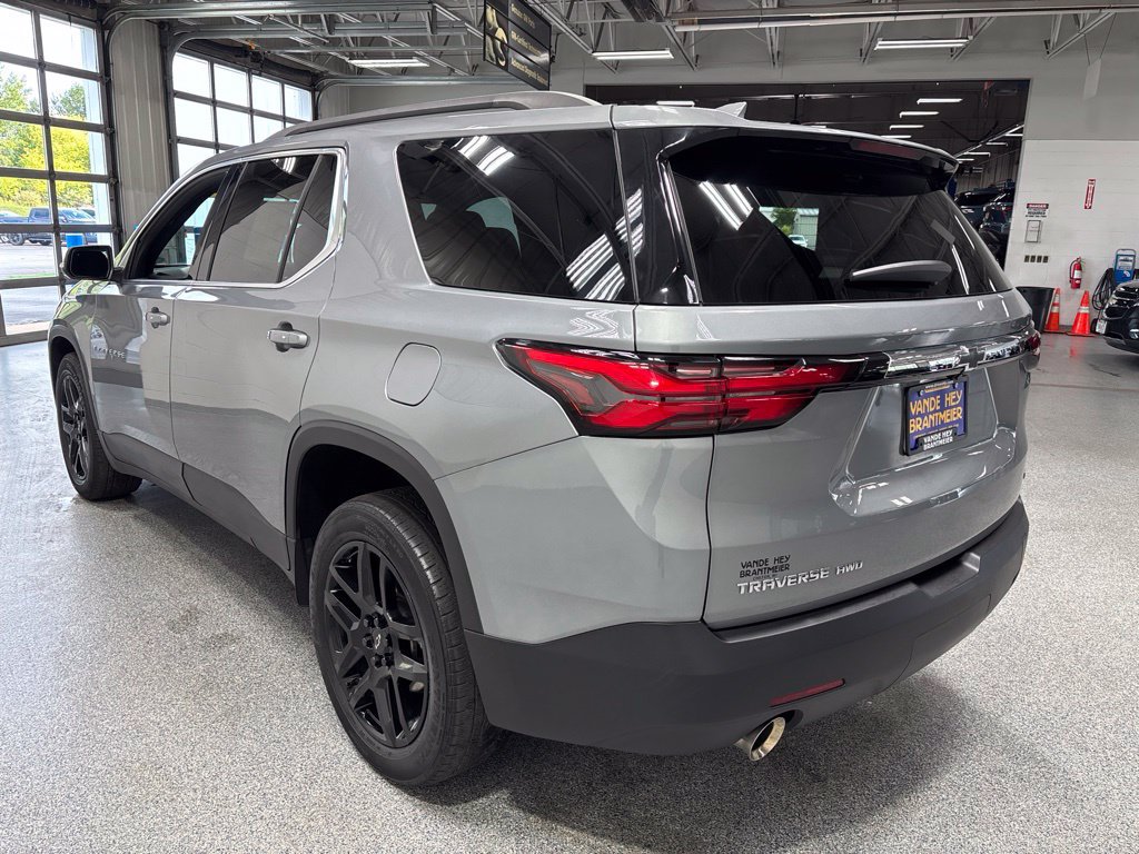 Used 2023 Chevrolet Traverse LT AWD/4WD image 5