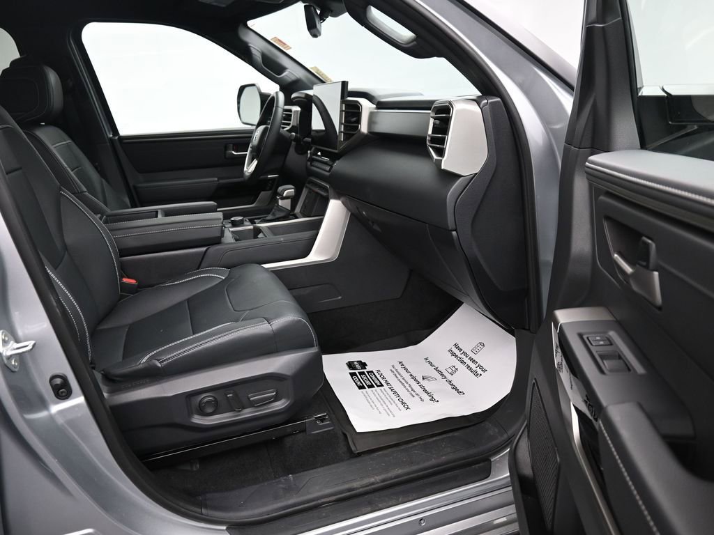 Used 2026 Toyota Tundra Limited AWD/4WD image 13