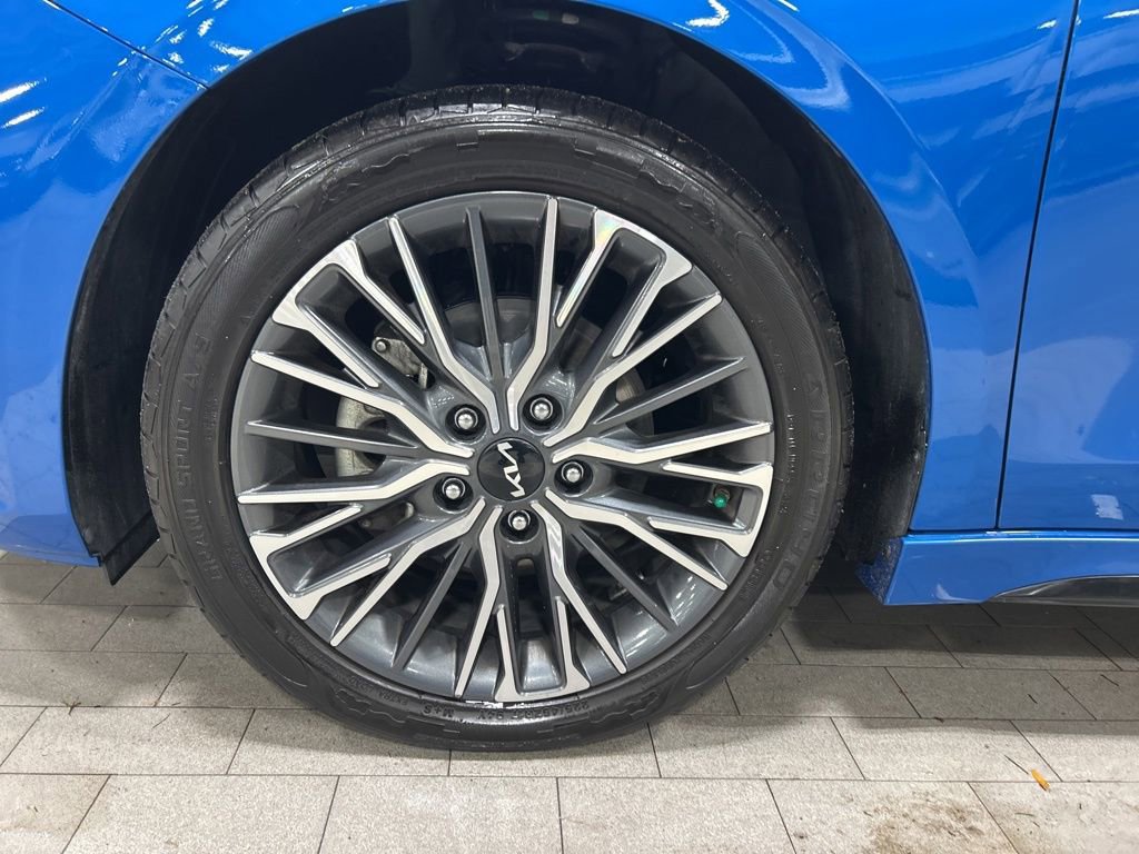 Certified 2023 Kia Forte GT-Line image 29