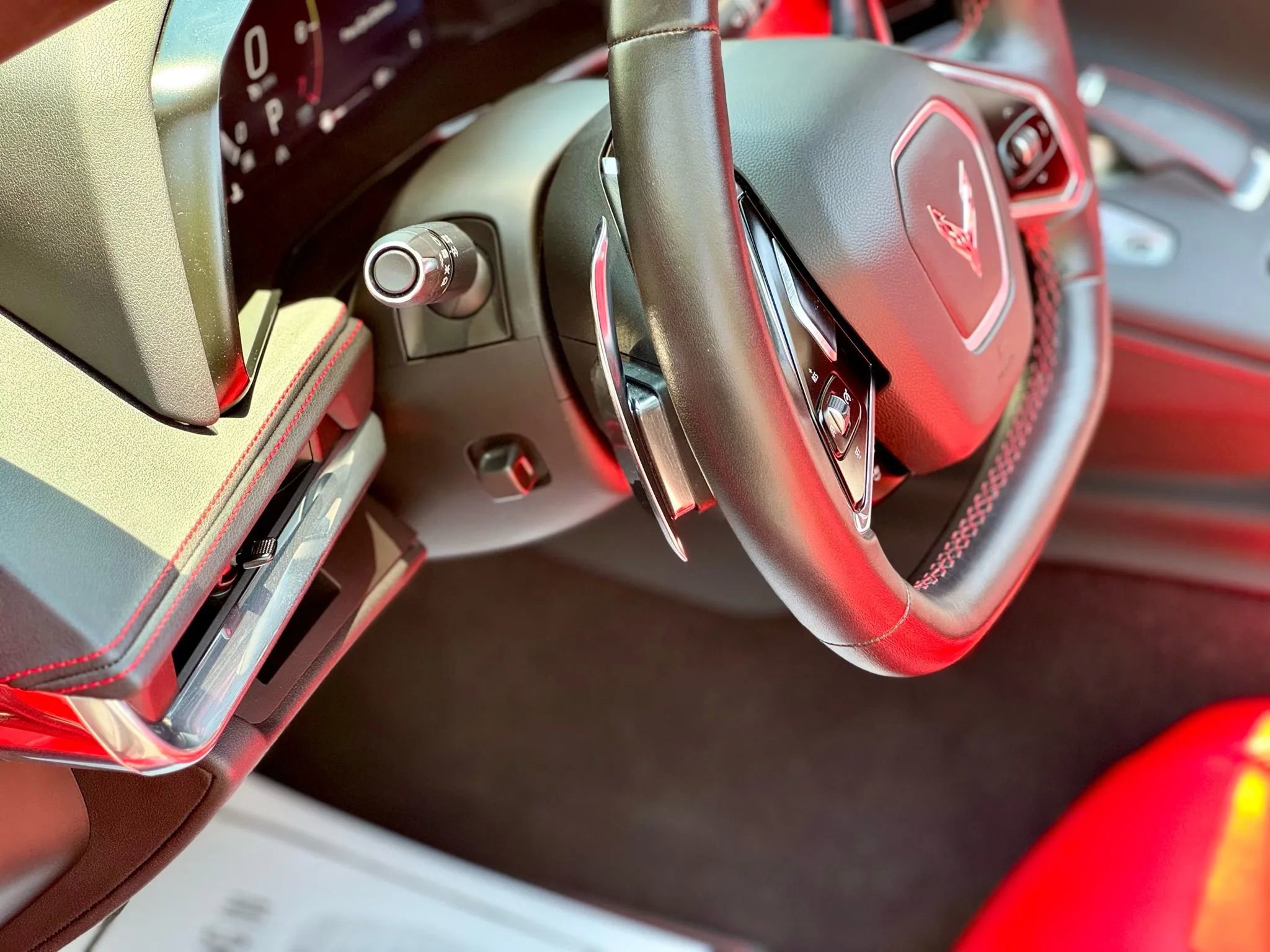 Used 2020 Chevrolet Corvette Stingray Coupe w/ Z51 Performance Package image 22