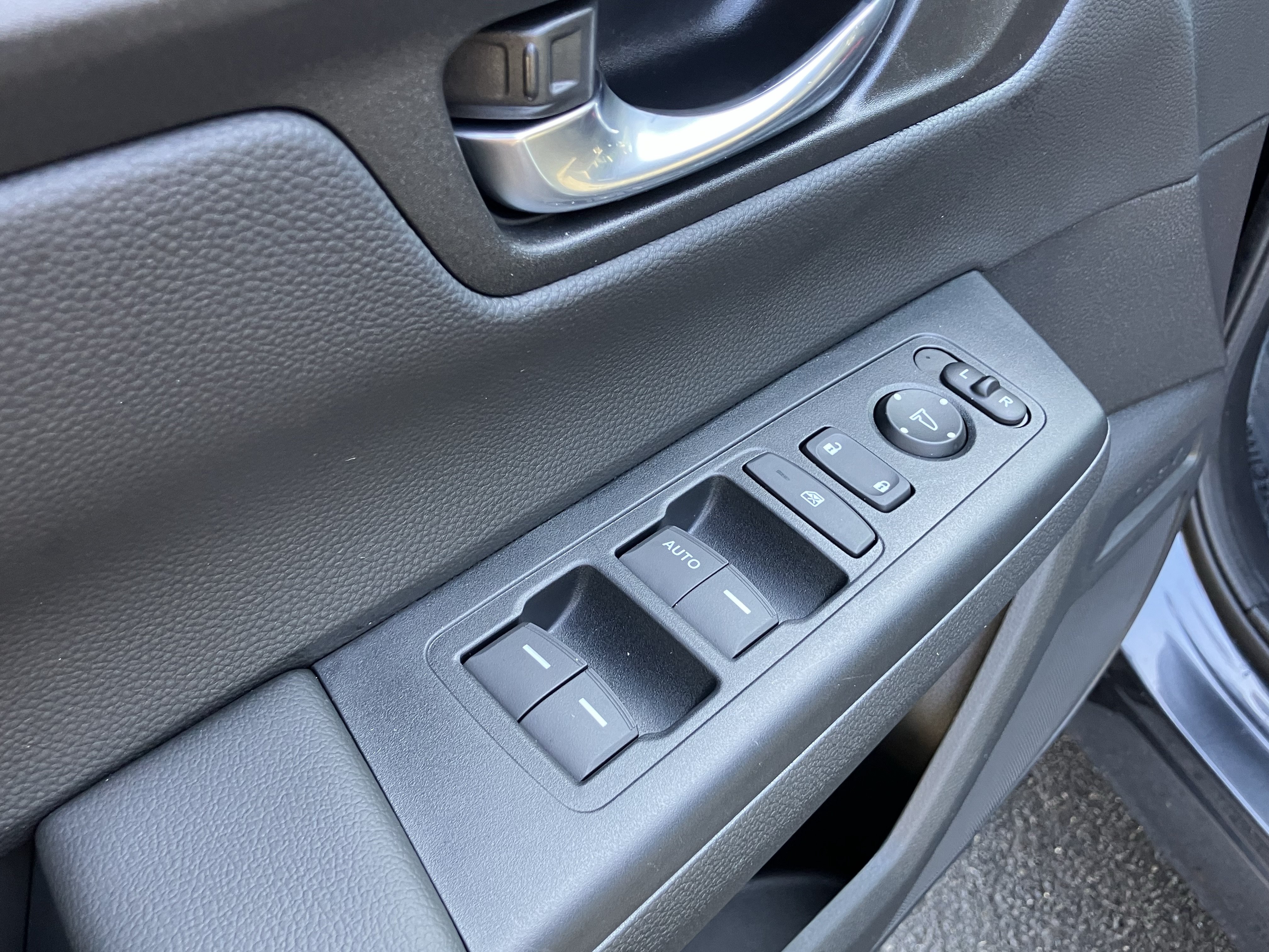 Used 2026 Honda CR-V LX image 24