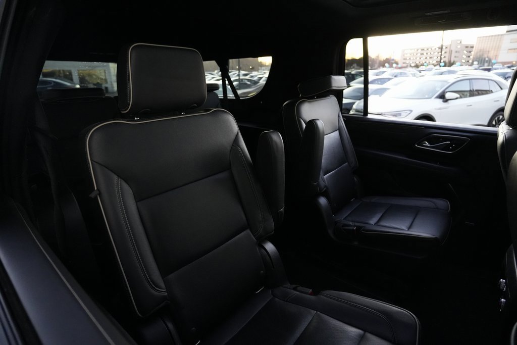 Used 2021 GMC Yukon XL SLT w/ SLT Luxury Plus Package image 25