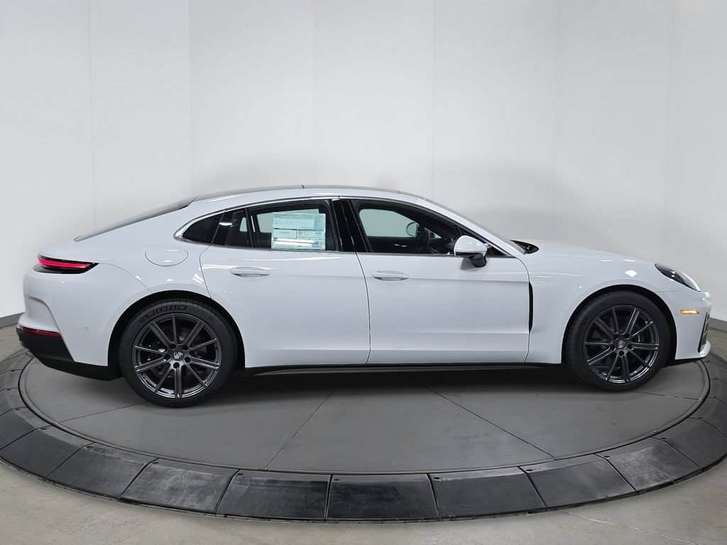 Certified 2025 Porsche Panamera RWD image 8