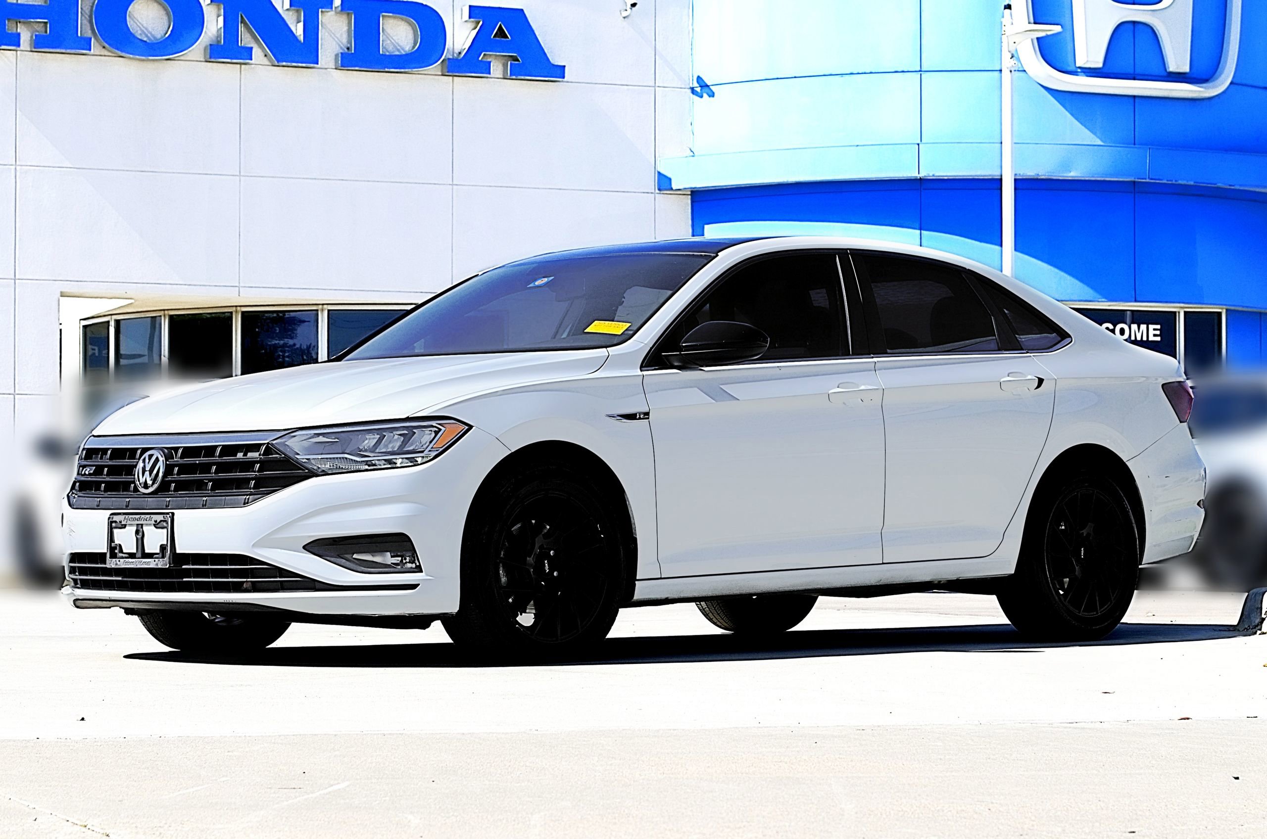 Used 2019 Volkswagen Jetta R-Line image 1