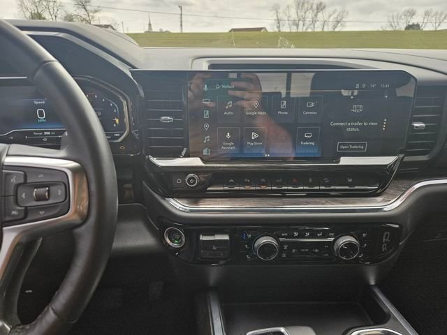 Used 2023 Chevrolet Silverado 1500 LTZ w/ Technology Package image 17