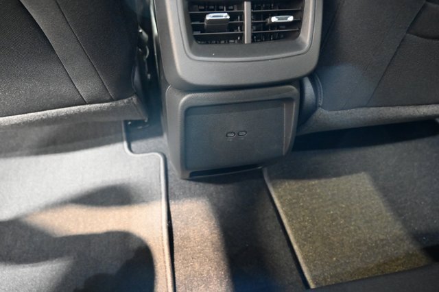 New 2026 Chevrolet Equinox EV LT image 23