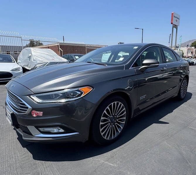 Used 2018 Ford Fusion Energi Titanium FWD image 5