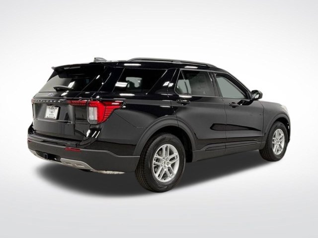 Used 2026 Ford Explorer Active w/ Active Comfort Package RWD image 12