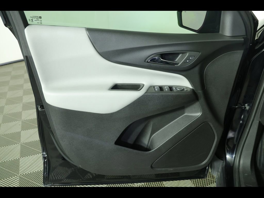 Used 2024 Chevrolet Equinox LS w/ Driver Confidence II Package image 19