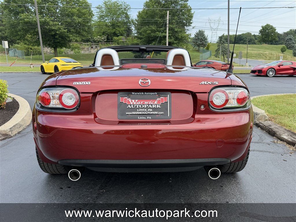 Used 2008 MAZDA MX-5 Miata Grand Touring RWD image 13