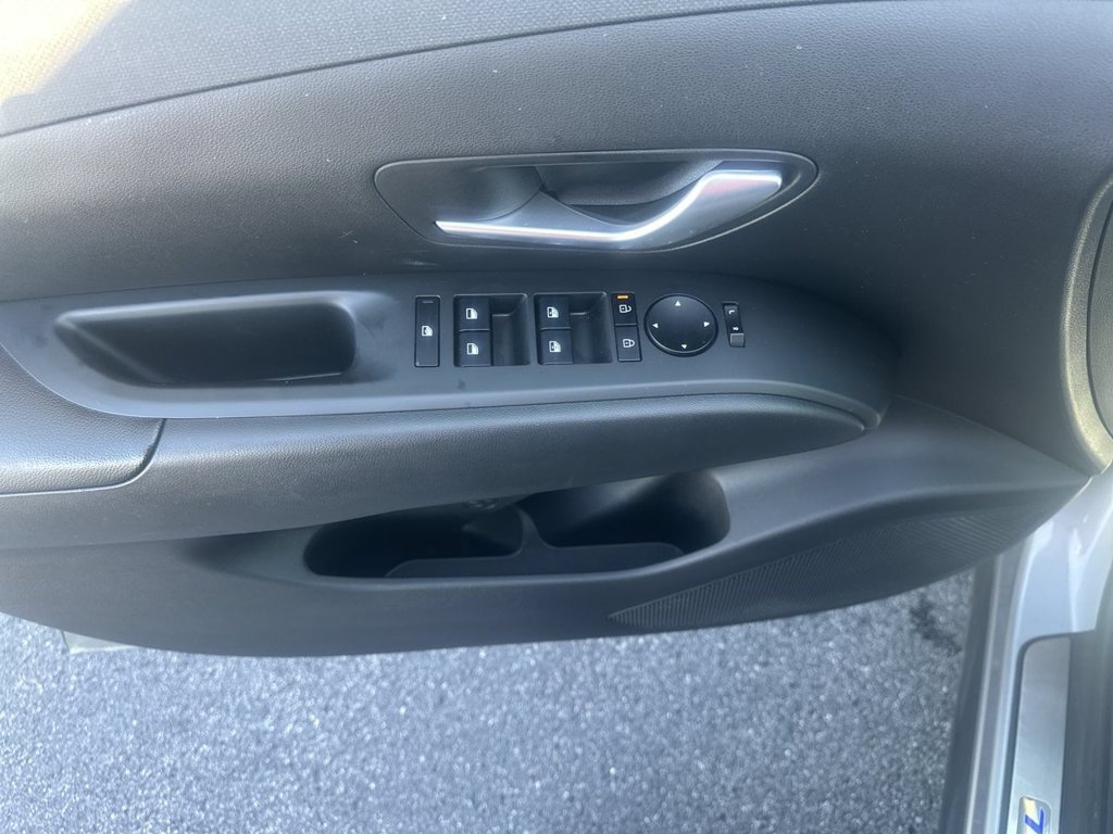 Used 2025 Hyundai Tucson SEL AWD/4WD image 19