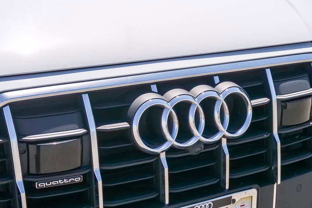 Used 2023 Audi Q7 3.0T Premium Plus w/ Premium Plus Package AWD/4WD image 5