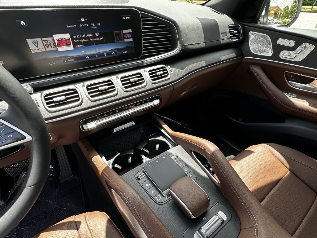 New 2026 Mercedes-Benz GLS 450 4MATIC image 31