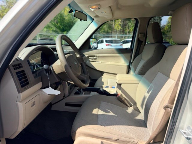 Used 2008 Jeep Liberty Sport w/ Popular Equipment Group AWD/4WD image 6