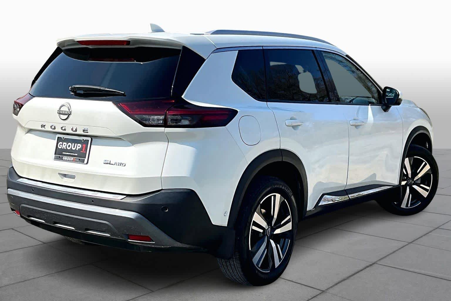 Used 2023 Nissan Rogue SL w/ SL Premium Package AWD/4WD image 13