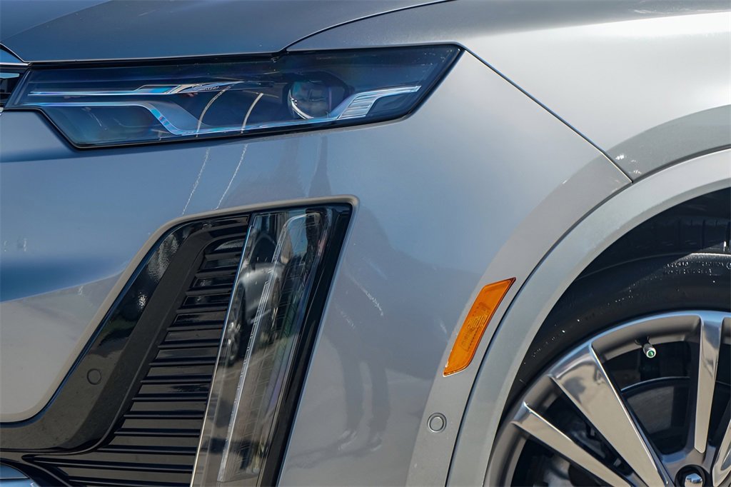 New 2025 Cadillac XT6 Premium Luxury w/ Technology Package image 7