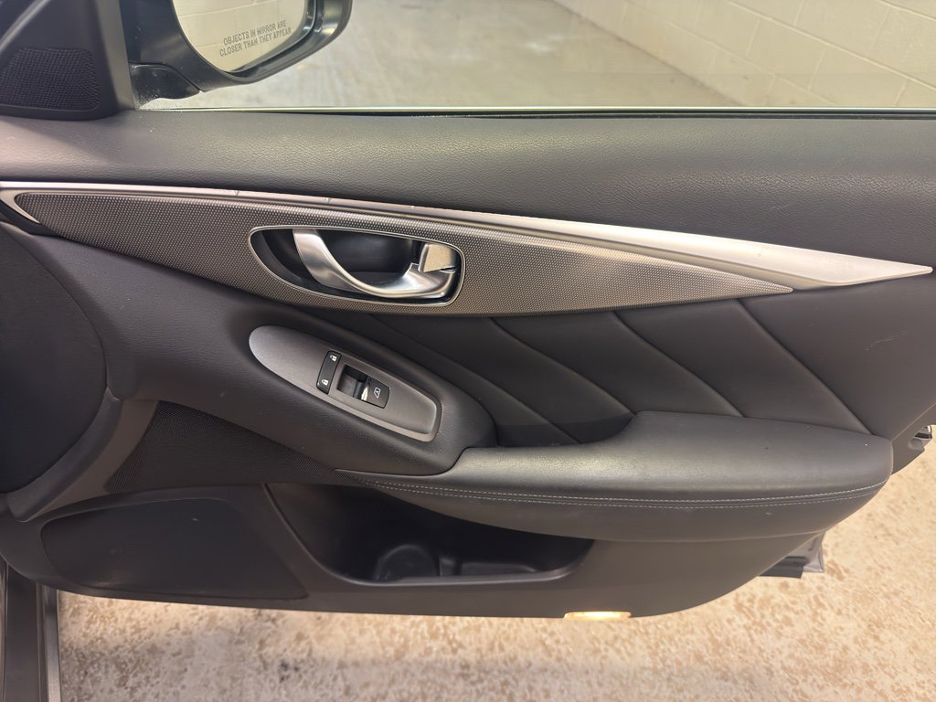 Used 2014 INFINITI Q50 Sport w/ Navigation Package image 22