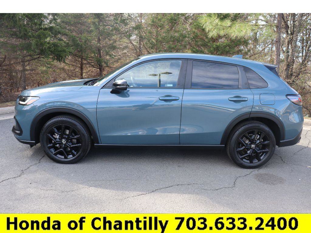 Used 2024 Honda HR-V Sport image 4