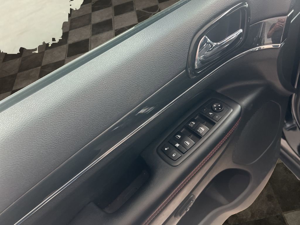 Used 2020 Jeep Grand Cherokee Trailhawk image 18