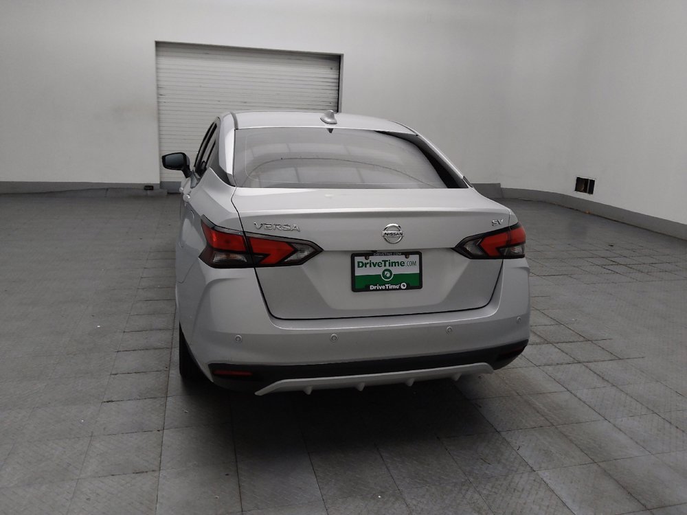 Used 2021 Nissan Versa SV FWD image 6